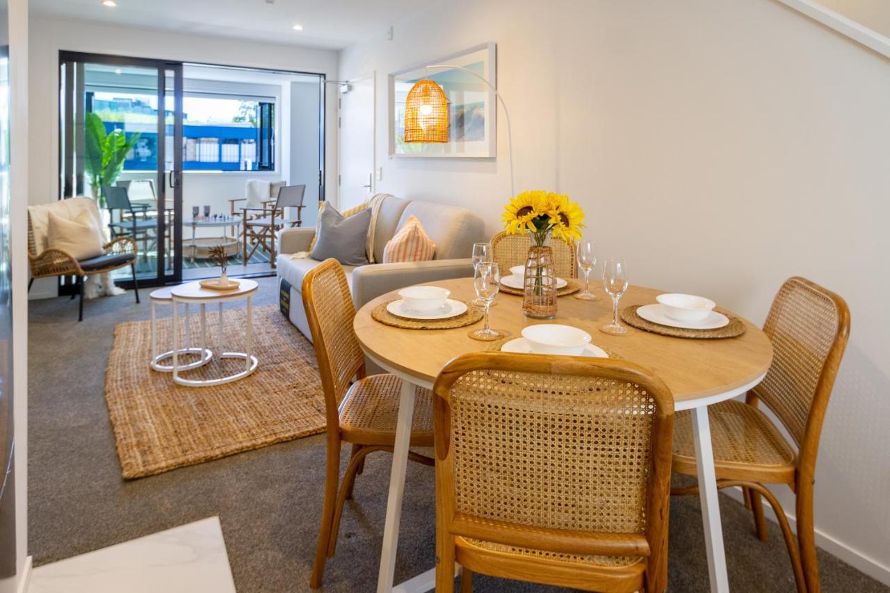 Апартаменты Central Sunny Perch 2 Bed 1 Bath Крайстчёрч Экстерьер фото